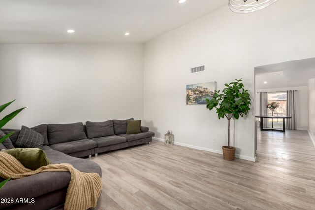 330 W CARDENO Circle, Litchfield Park, AZ 85340