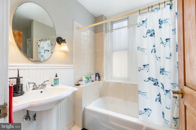 551 LEVERINGTON AVE, Philadelphia, PA 19128