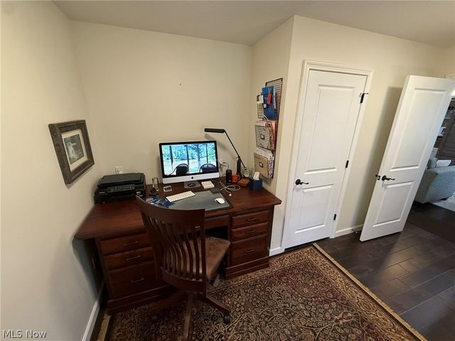 440 Hillcrest Drive NE, New Philadelphia, OH 44663