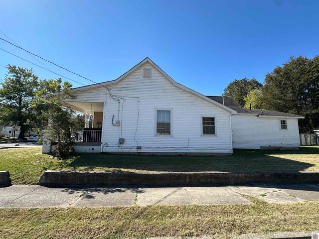 303 ASHBROOK STREET, Paducah, KY 42003