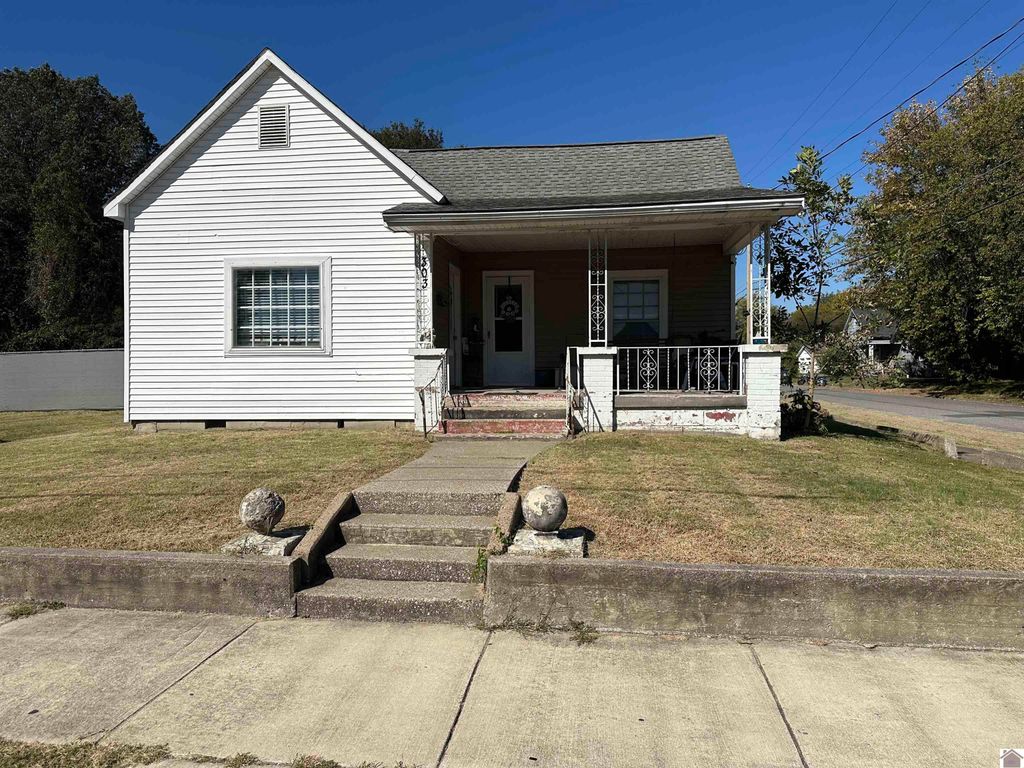 303 ASHBROOK STREET, Paducah, KY 42003