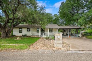 18215 Ledge ST, Jonestown, TX 78645