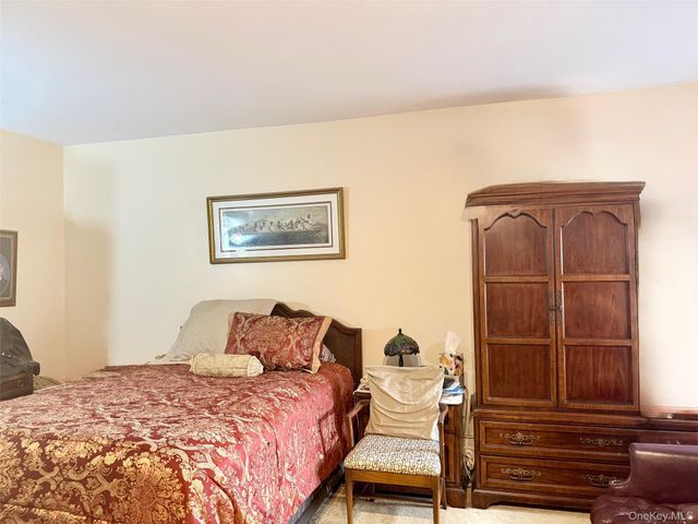 6434 102nd Street 9Z, Rego Park, NY 11374