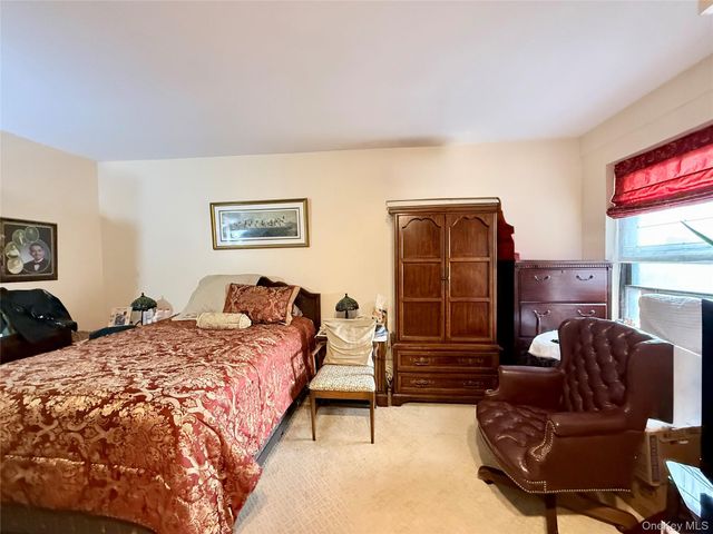 6434 102nd Street 9Z, Rego Park, NY 11374