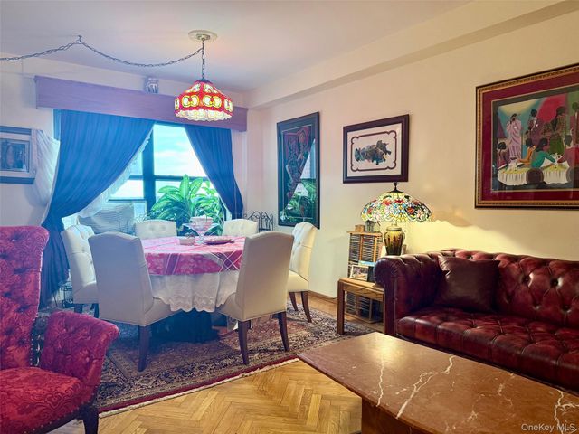 6434 102nd Street 9Z, Rego Park, NY 11374