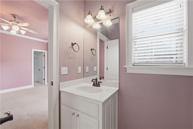 1644 Cypress Lane, Fayetteville, AR 72703