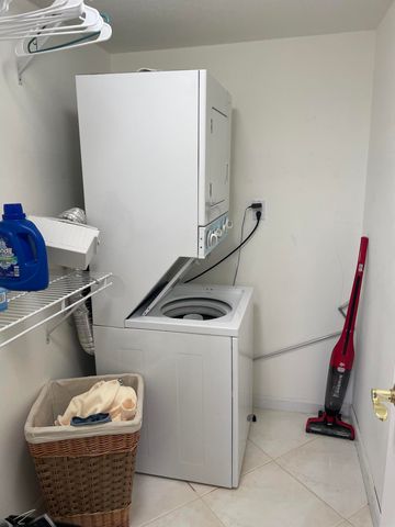 1198 Hillsboro Mile 302, Hillsboro Beach, FL 33062