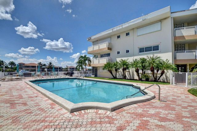 1198 Hillsboro Mile 302, Hillsboro Beach, FL 33062