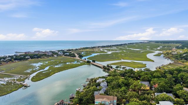 59 Hook Dr., Pawleys Island, SC 29585