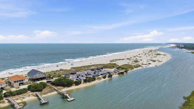 59 Hook Dr., Pawleys Island, SC 29585