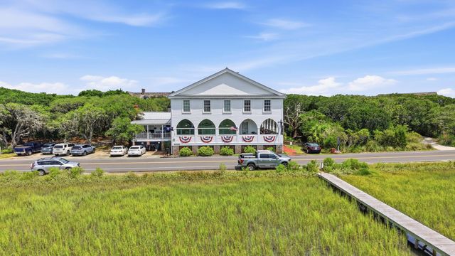 59 Hook Dr., Pawleys Island, SC 29585