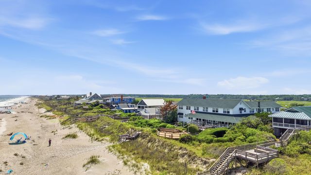 59 Hook Dr., Pawleys Island, SC 29585