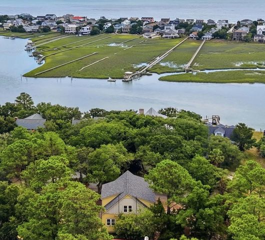 59 Hook Dr., Pawleys Island, SC 29585