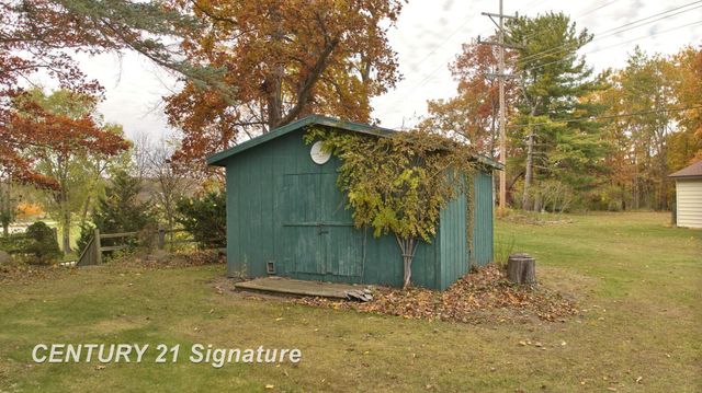766 S Main Street, Chesaning, MI 48616