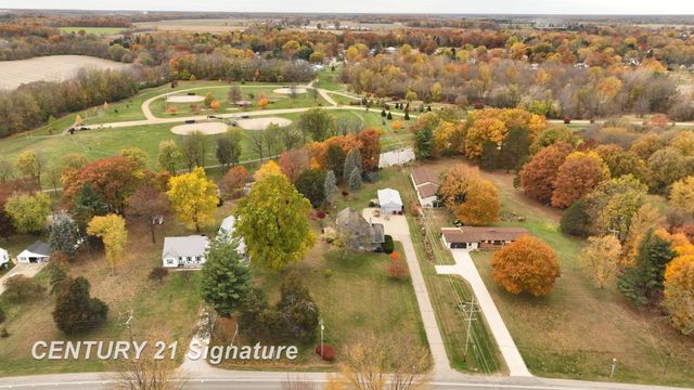 766 S Main Street, Chesaning, MI 48616