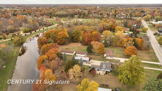 766 S Main Street, Chesaning, MI 48616