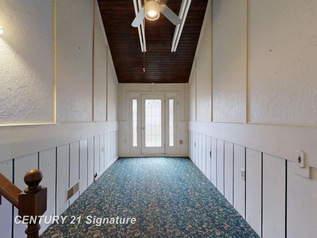 766 S Main Street, Chesaning, MI 48616