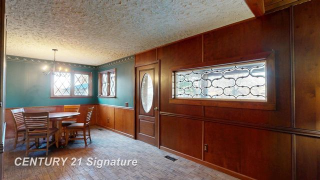 766 S Main Street, Chesaning, MI 48616