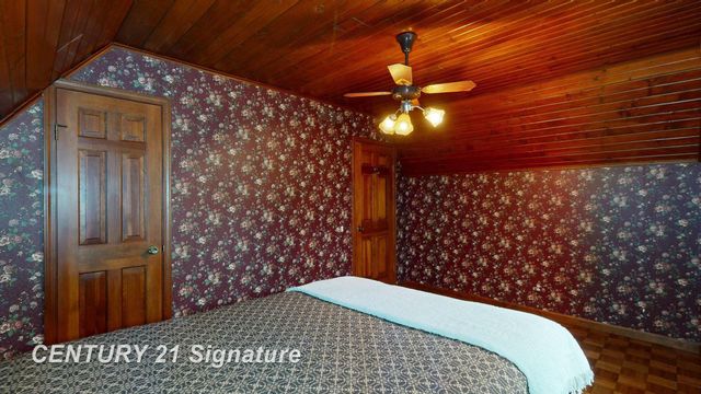 766 S Main Street, Chesaning, MI 48616