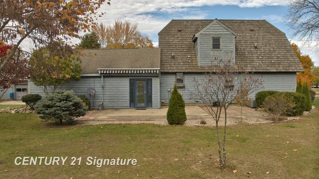 766 S Main Street, Chesaning, MI 48616