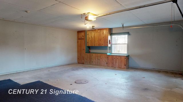 766 S Main Street, Chesaning, MI 48616