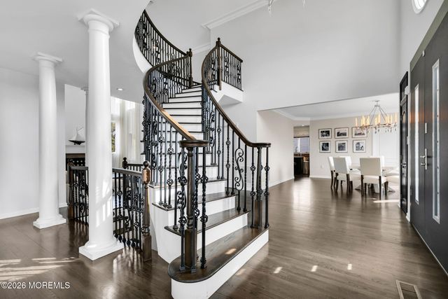 2 Capo Drive, Marlboro, NJ 07746