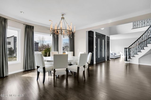 2 Capo Drive, Marlboro, NJ 07746