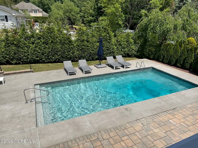 2 Capo Drive, Marlboro, NJ 07746