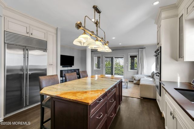 2 Capo Drive, Marlboro, NJ 07746