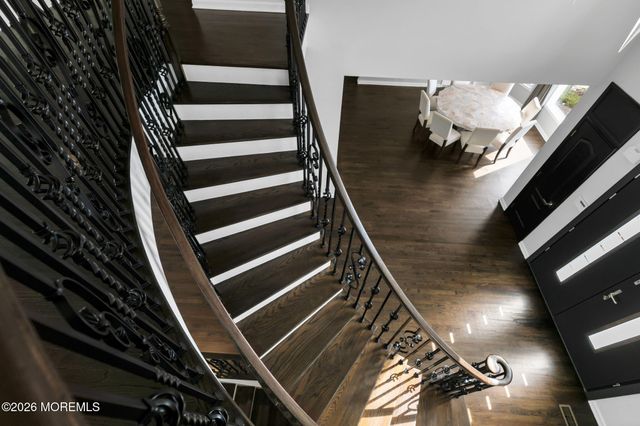 2 Capo Drive, Marlboro, NJ 07746