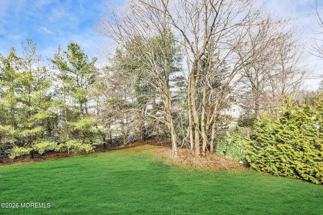 2 Capo Drive, Marlboro, NJ 07746