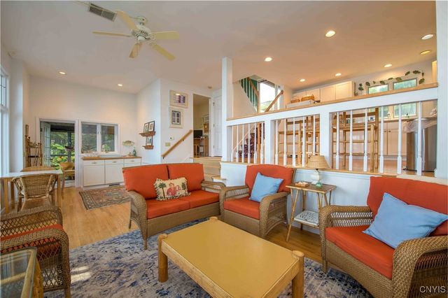 1258 Greenfield Lane, Skaneateles, NY 13152