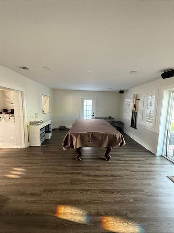 18531 SW 92nd Ct, Cutler Bay, FL 33157