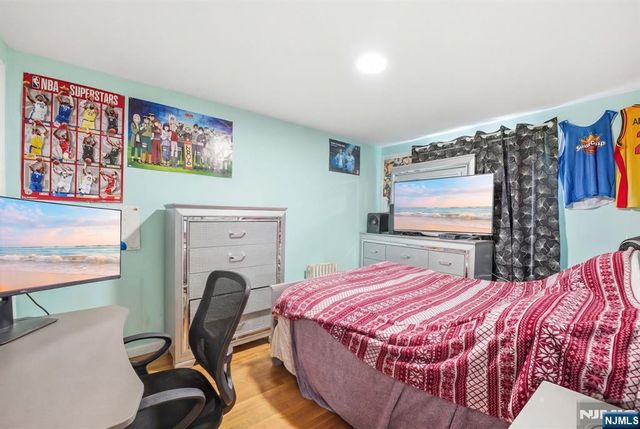 674 Berkeley Avenue, Orange, NJ 07050