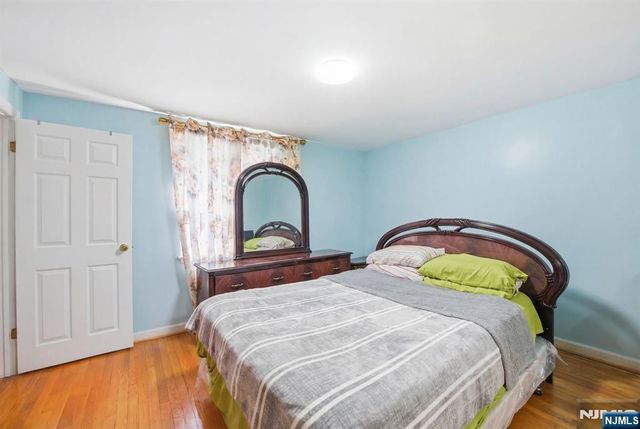 674 Berkeley Avenue, Orange, NJ 07050