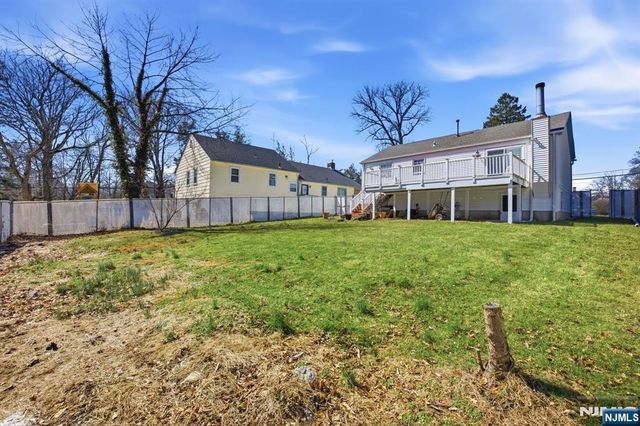 674 Berkeley Avenue, Orange, NJ 07050