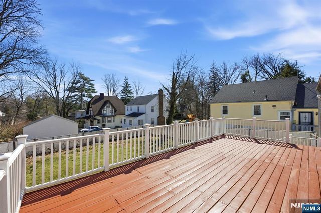 674 Berkeley Avenue, Orange, NJ 07050