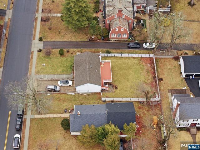 674 Berkeley Avenue, Orange, NJ 07050