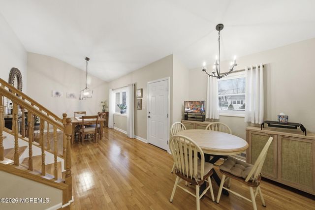 12 Fairview Lane, Hazlet, NJ 07730