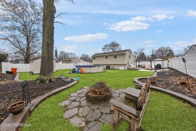 12 Fairview Lane, Hazlet, NJ 07730