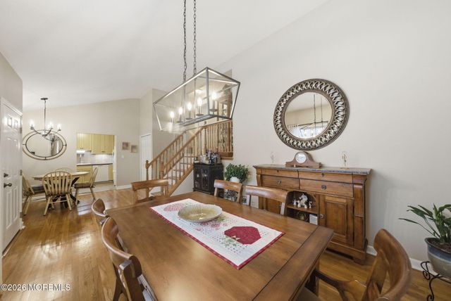 12 Fairview Lane, Hazlet, NJ 07730