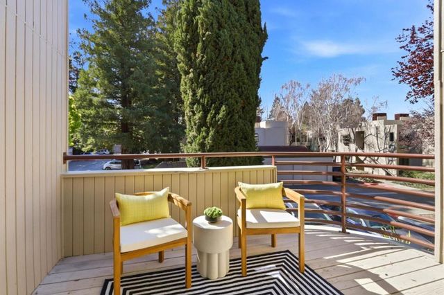 928 Wright Avenue 402, Mountain View, CA 94043