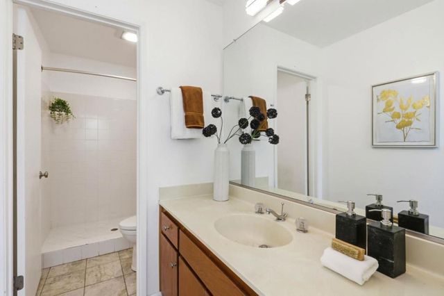 928 Wright Avenue 402, Mountain View, CA 94043