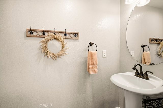 159 Palermo Drive, Palmdale, CA 93550