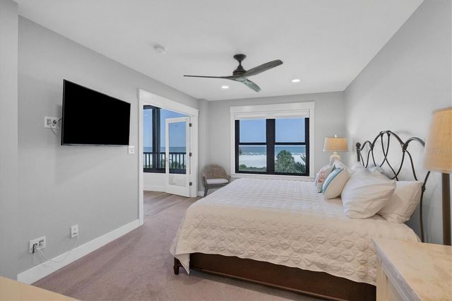 5740 MIDNIGHT PASS ROAD 303F, Sarasota, FL 34242