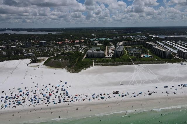 5740 MIDNIGHT PASS ROAD 303F, Sarasota, FL 34242