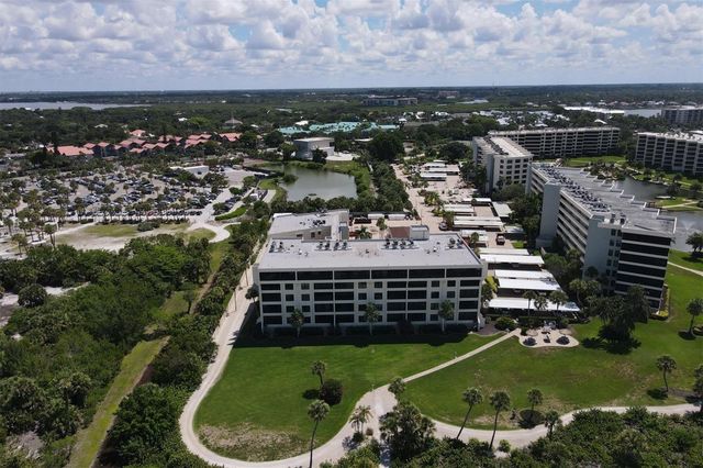 5740 MIDNIGHT PASS ROAD 303F, Sarasota, FL 34242