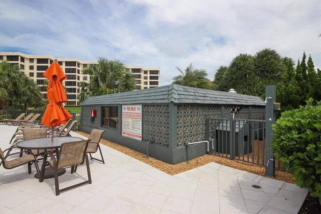 5740 MIDNIGHT PASS ROAD 303F, Sarasota, FL 34242