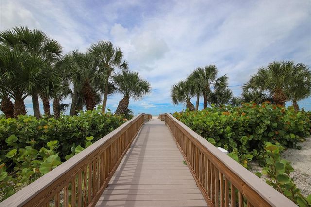 5740 MIDNIGHT PASS ROAD 303F, Sarasota, FL 34242