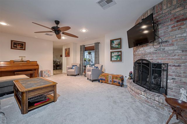 8019 Colgate Street, Houston, TX 77061